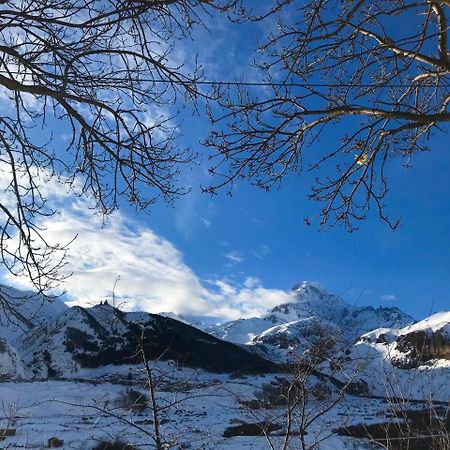 Riverside Kazbegi Екстериор снимка