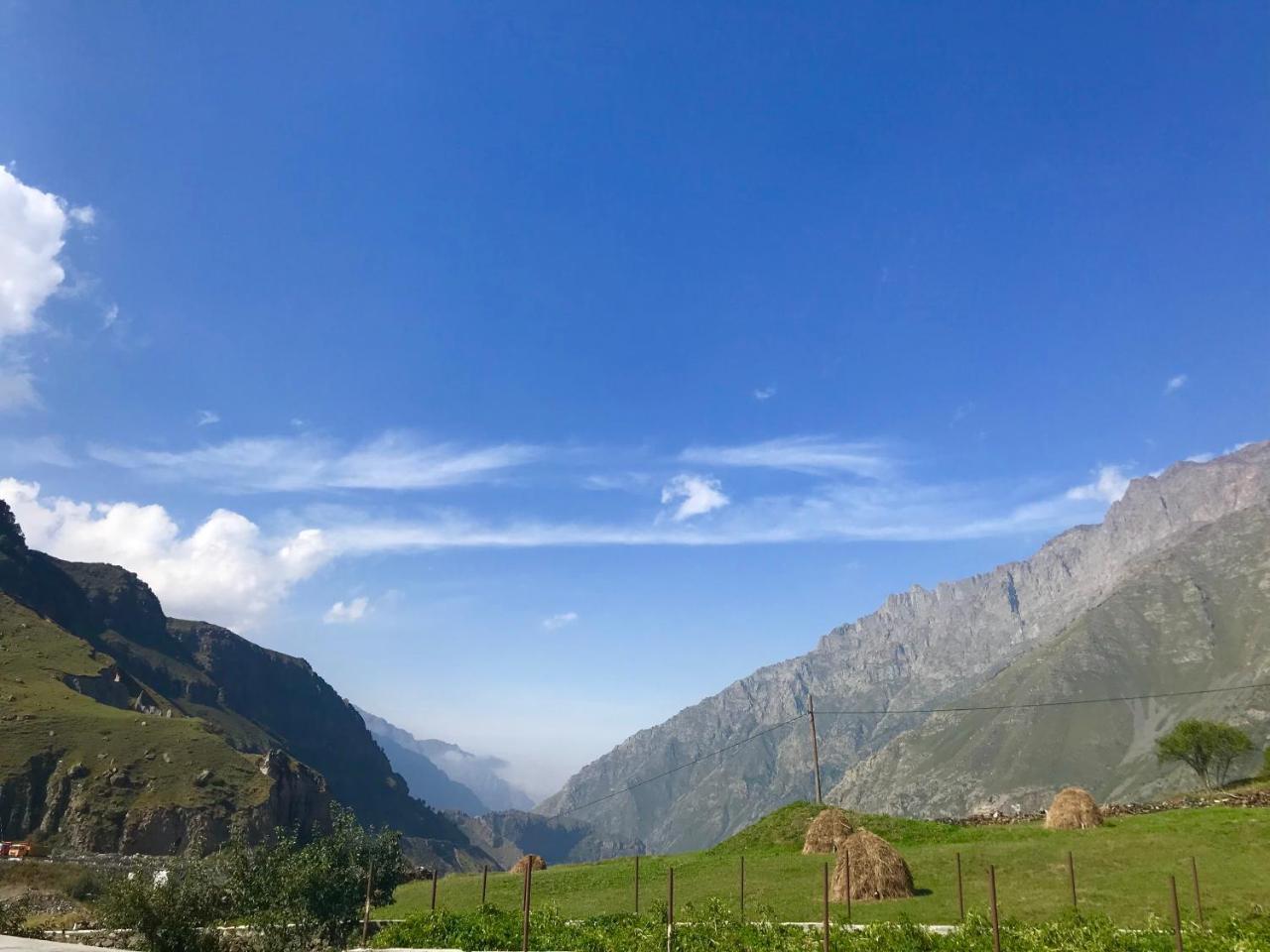 Riverside Kazbegi Екстериор снимка